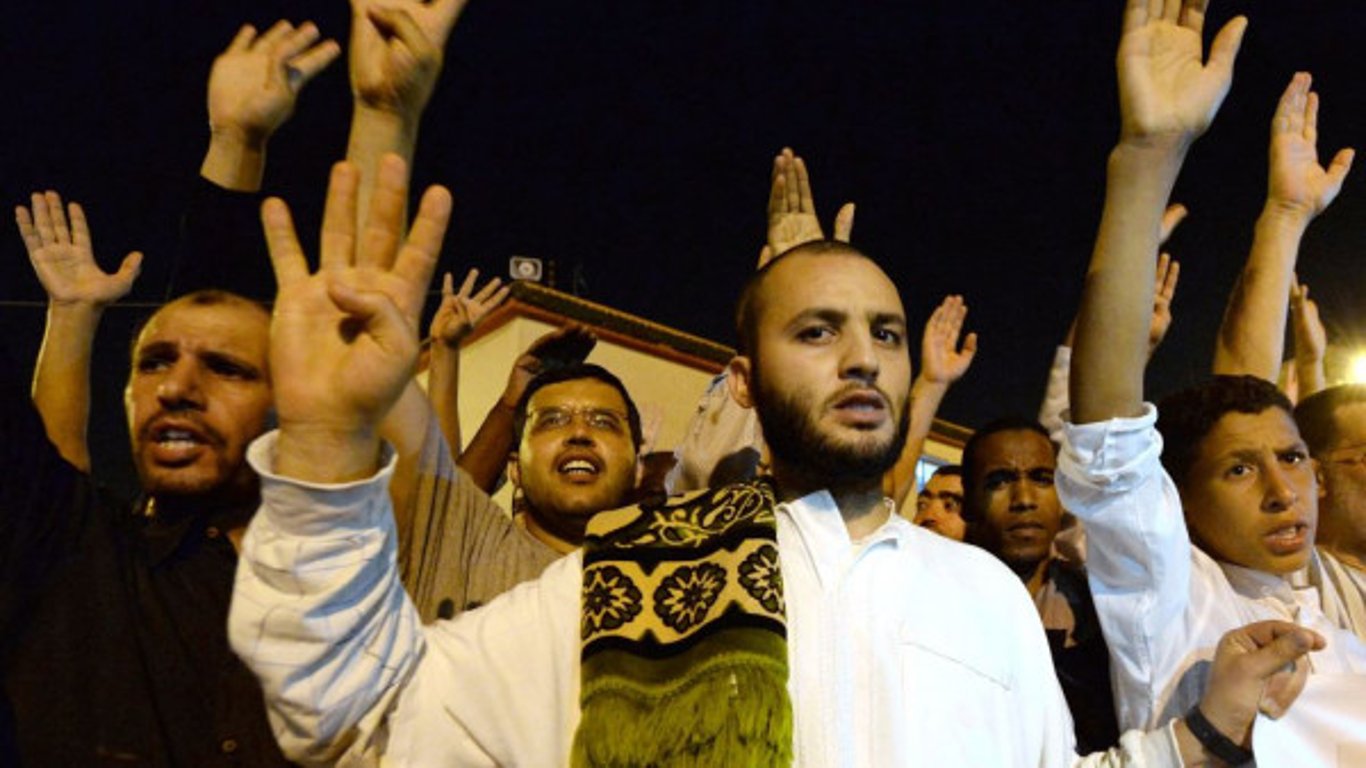 El movimiento islamista de Marruecos desafía a la monarquía, allanando el camino para una transformación política.