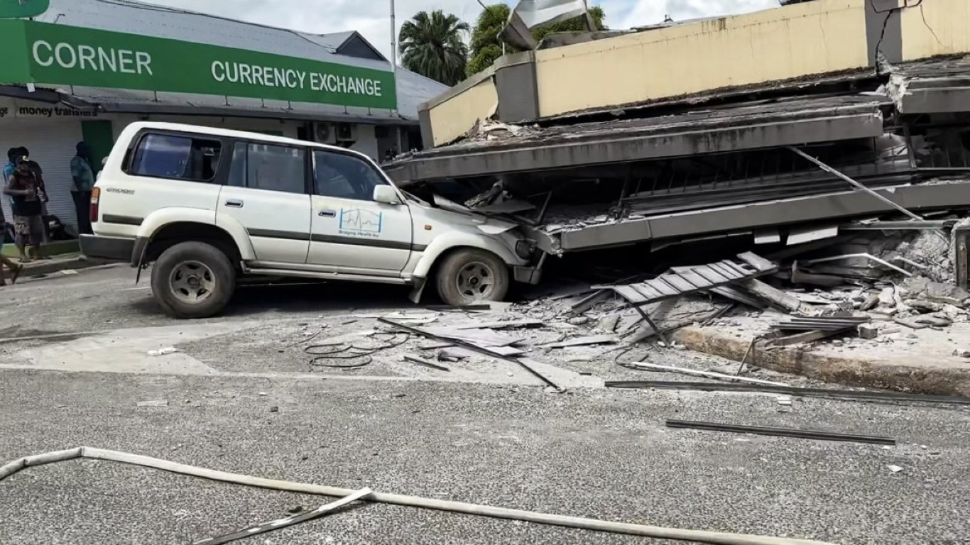 Devastador terremoto de magnitud 7.3 golpea Vanuatu, dejando caos en Port Vila.