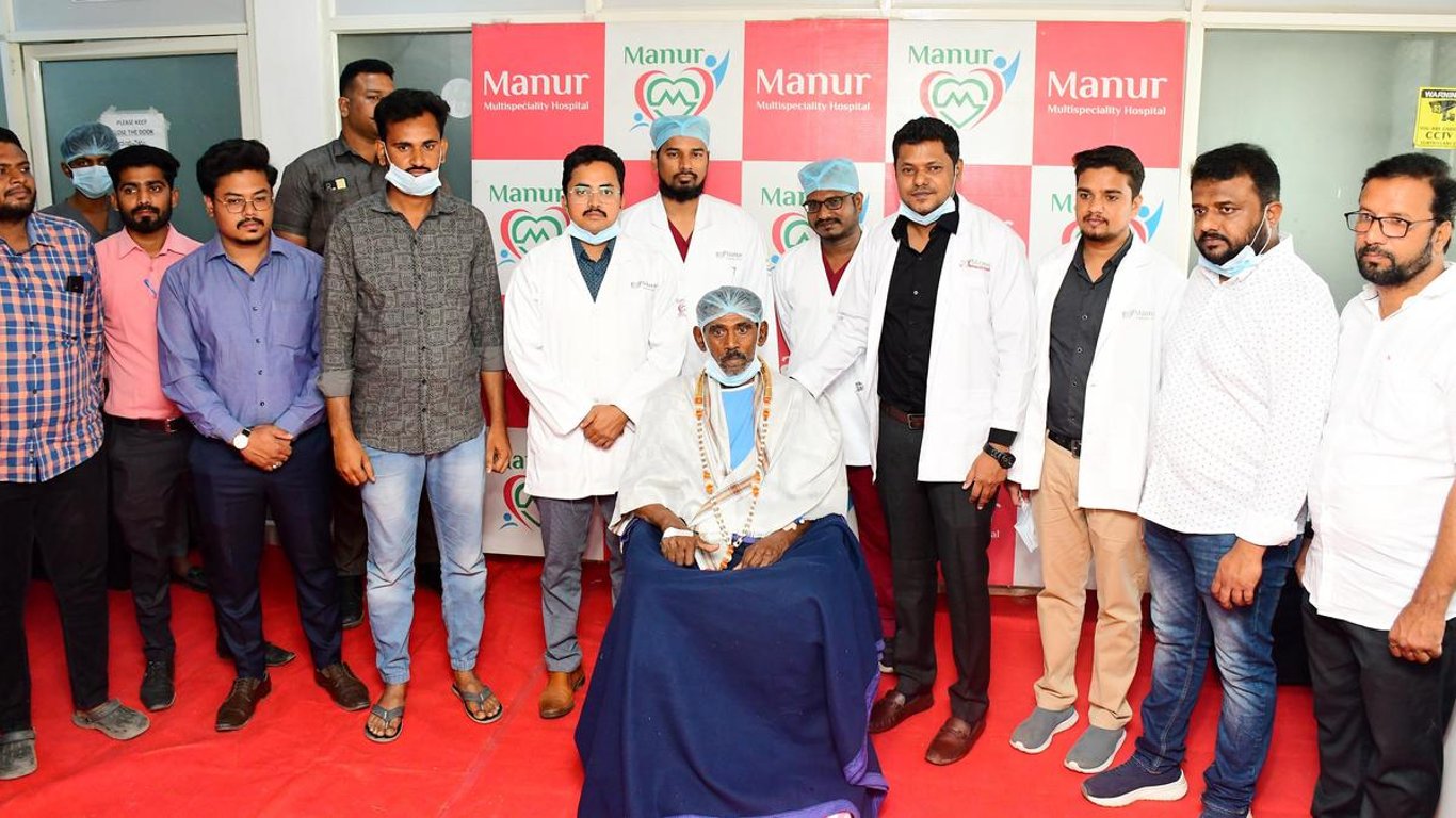 Cirujanos de Kalaburagi superan obstáculos en una compleja cirugía de cáncer de riñón para un hombre de 65 años.