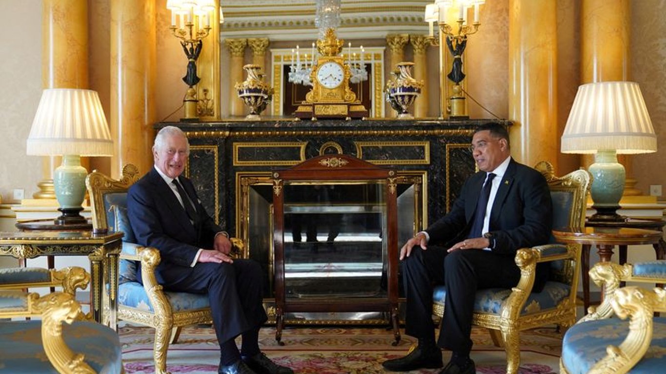 La lucha de Jamaica por la plena soberanía: el debate sobre la descolonización se intensifica en medio de los lazos con la monarquía.