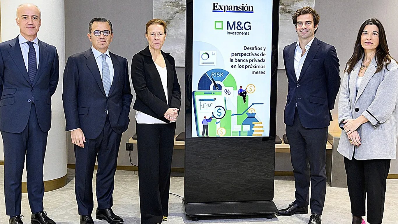 Crecimiento de la banca privada en España: retos y estrategias hacia 2025