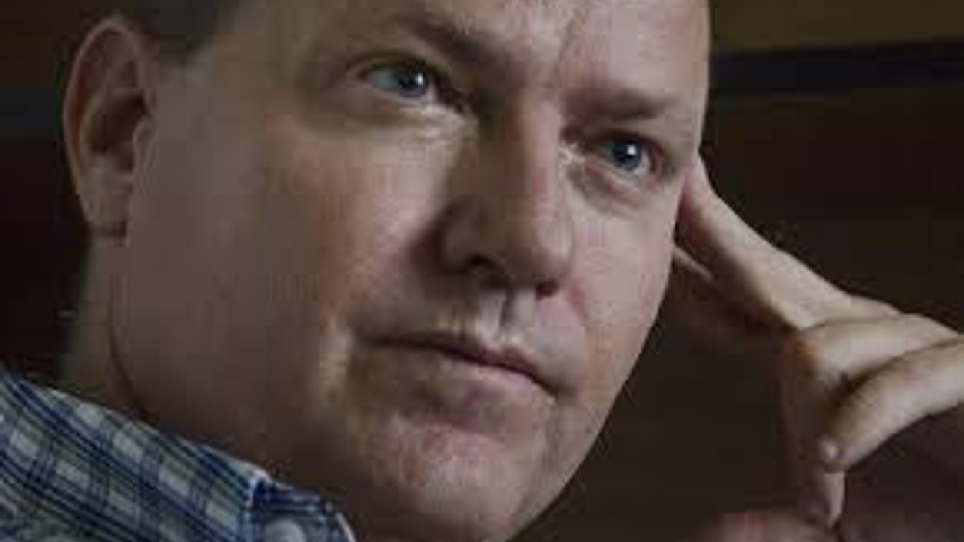 Rousseau: Crítica al Absolutismo y Promotor de la Soberanía Popular en el Siglo XVIII