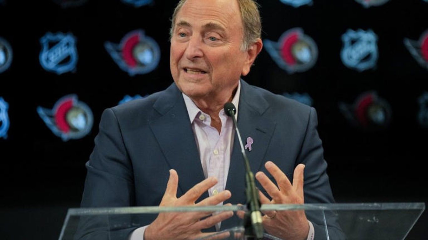 Los propietarios de la NHL enfrentan preocupaciones sobre la manipulación, proyecciones del tope salarial y ambiciones globales.