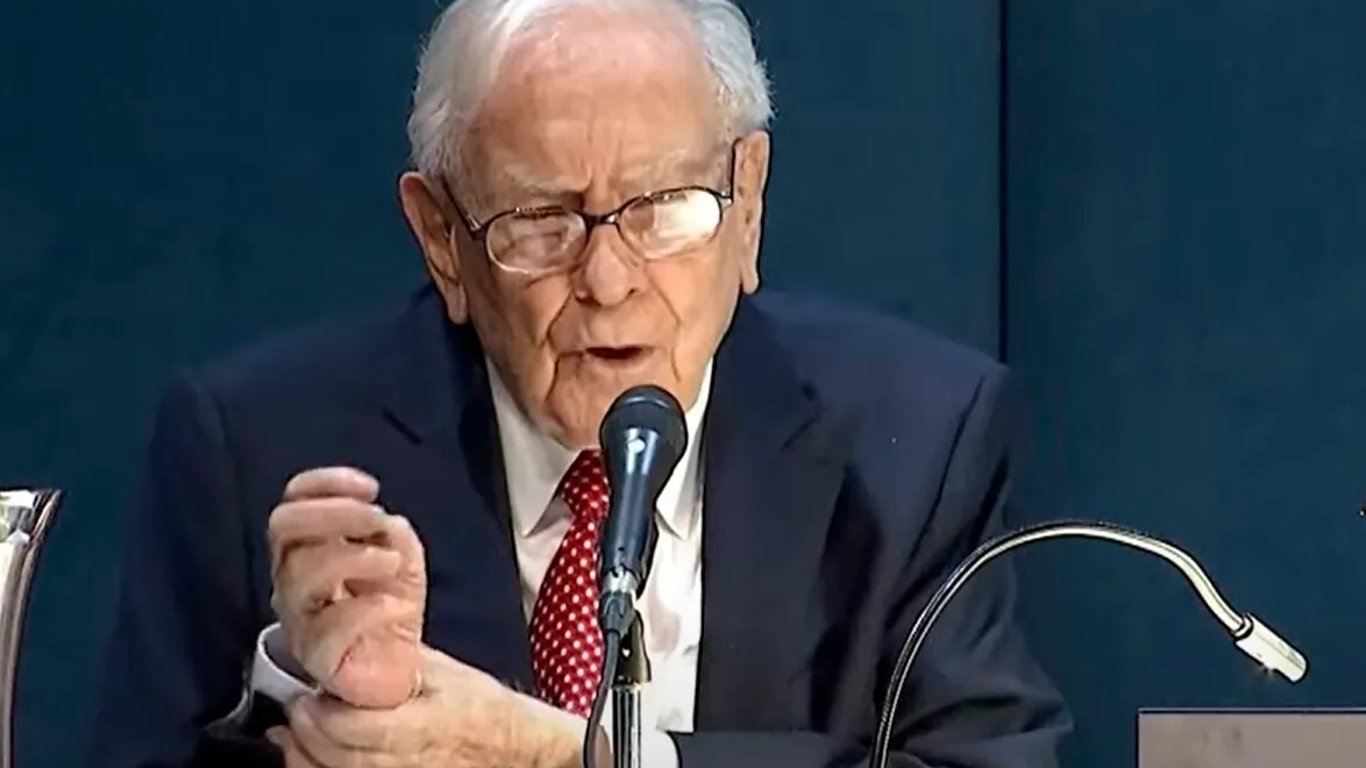 Aranceles de Trump generan caos en mercados y despiertan críticas de Buffett