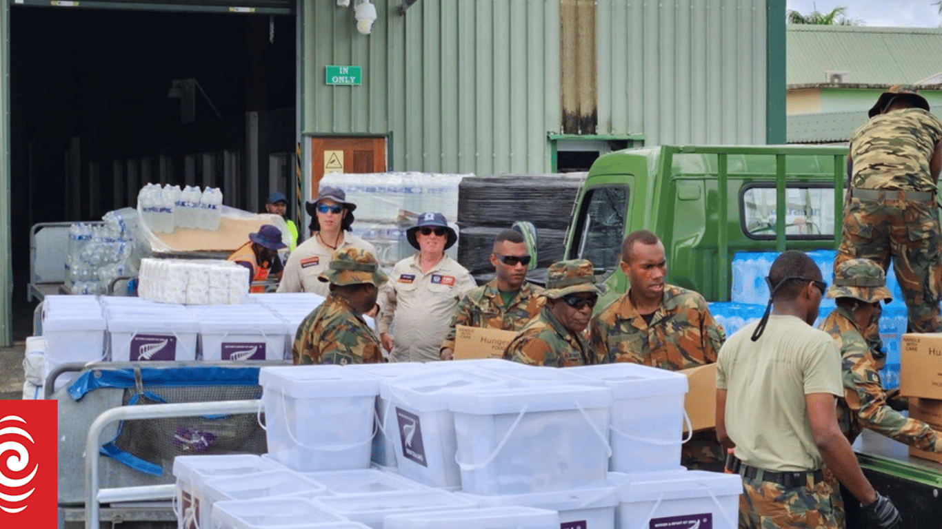 Vanuatu Enfrenta Doble Crisis: Consecuencias del Terremoto se Encuentran con el Imminente Clima Severamente Adverso.