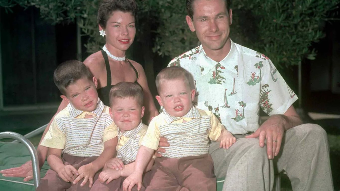 El legado de Johnny Carson: fama, luchas familiares y el amor no dicho de un padre.