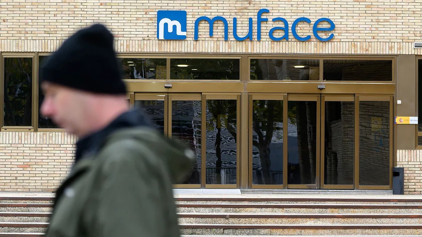 Adeslas responde a cambios en licitación de Muface para asistencia sanitaria pública