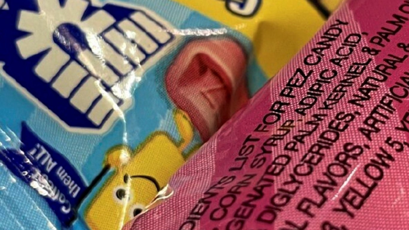 FDA prohíbe el colorante rojo 3 en alimentos y medicamentos por riesgos cancerígenos