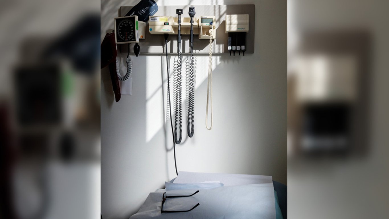 Asesinato de ejecutivo de UnitedHealthcare reabre debate sobre ética en seguros de salud