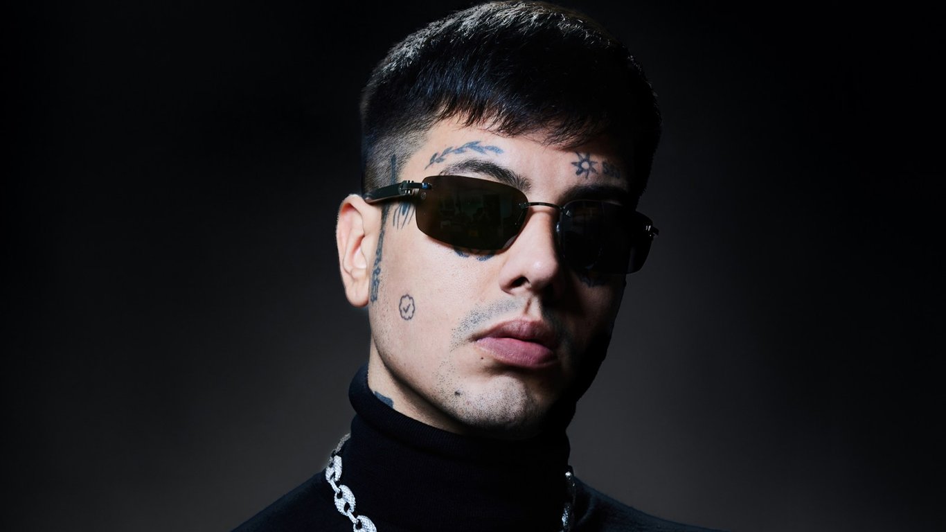 "Ameri" de Duki marca una audaz evolución en la música latina, fusionando géneros e historias personales.