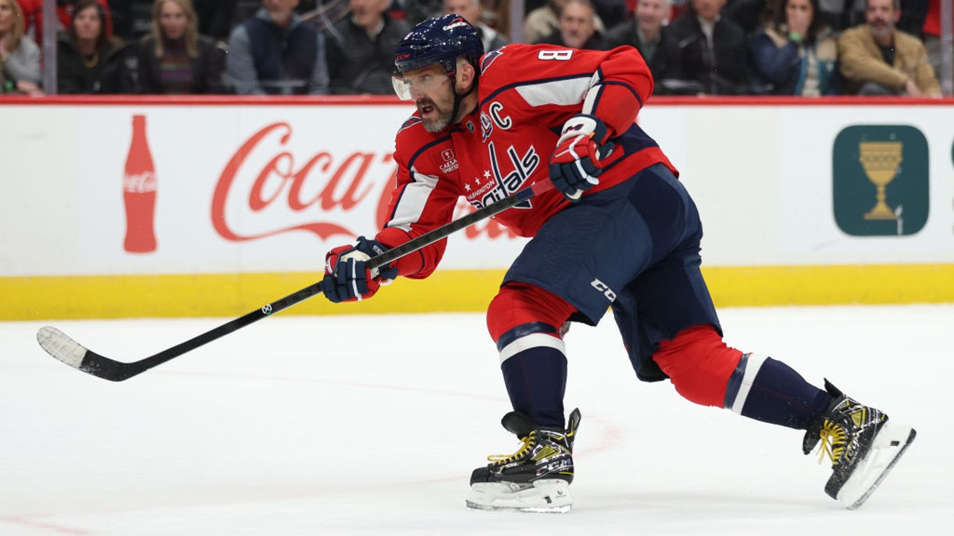 El histórico regreso de Ovechkin: persiguiendo el récord de Gretzky con cada gol esta temporada.