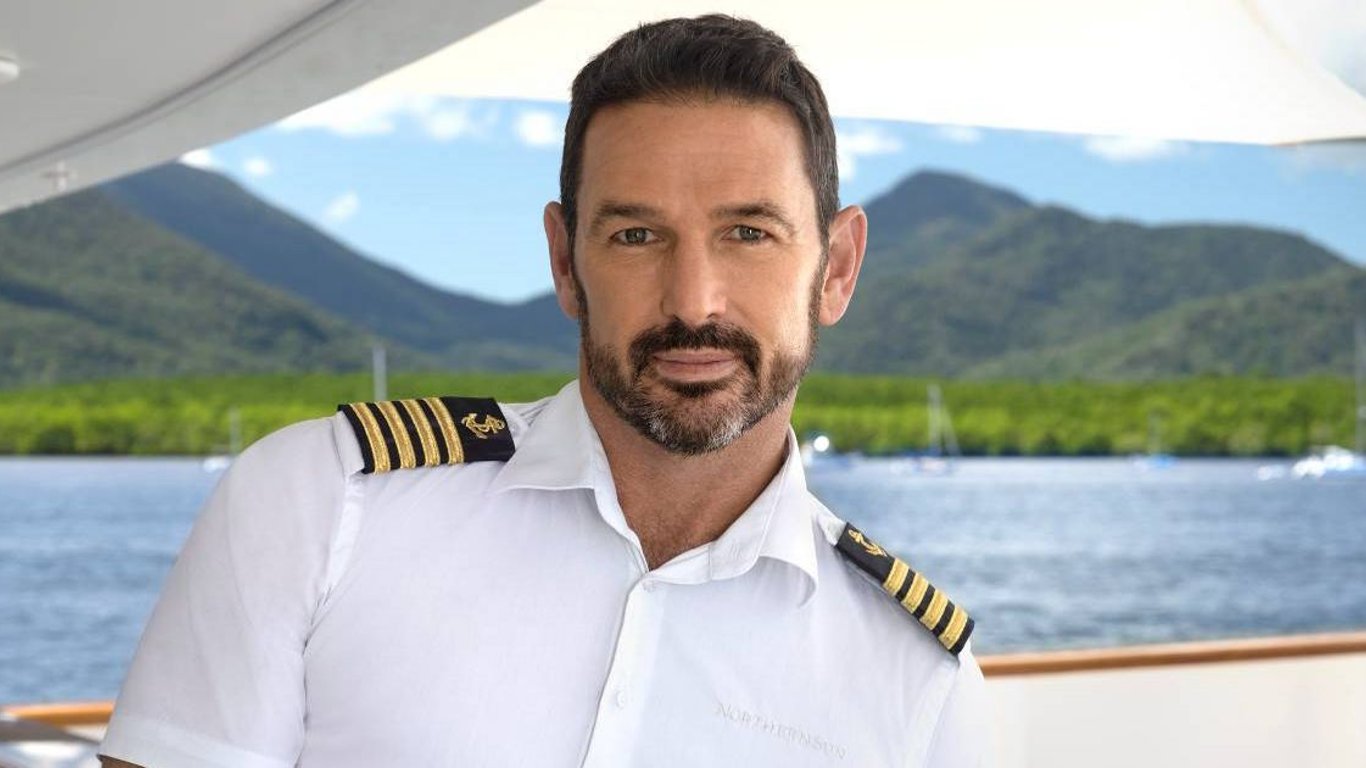 Estrella de Below Deck Down Under crea conciencia tras diagnóstico de melanoma a los 52 años.