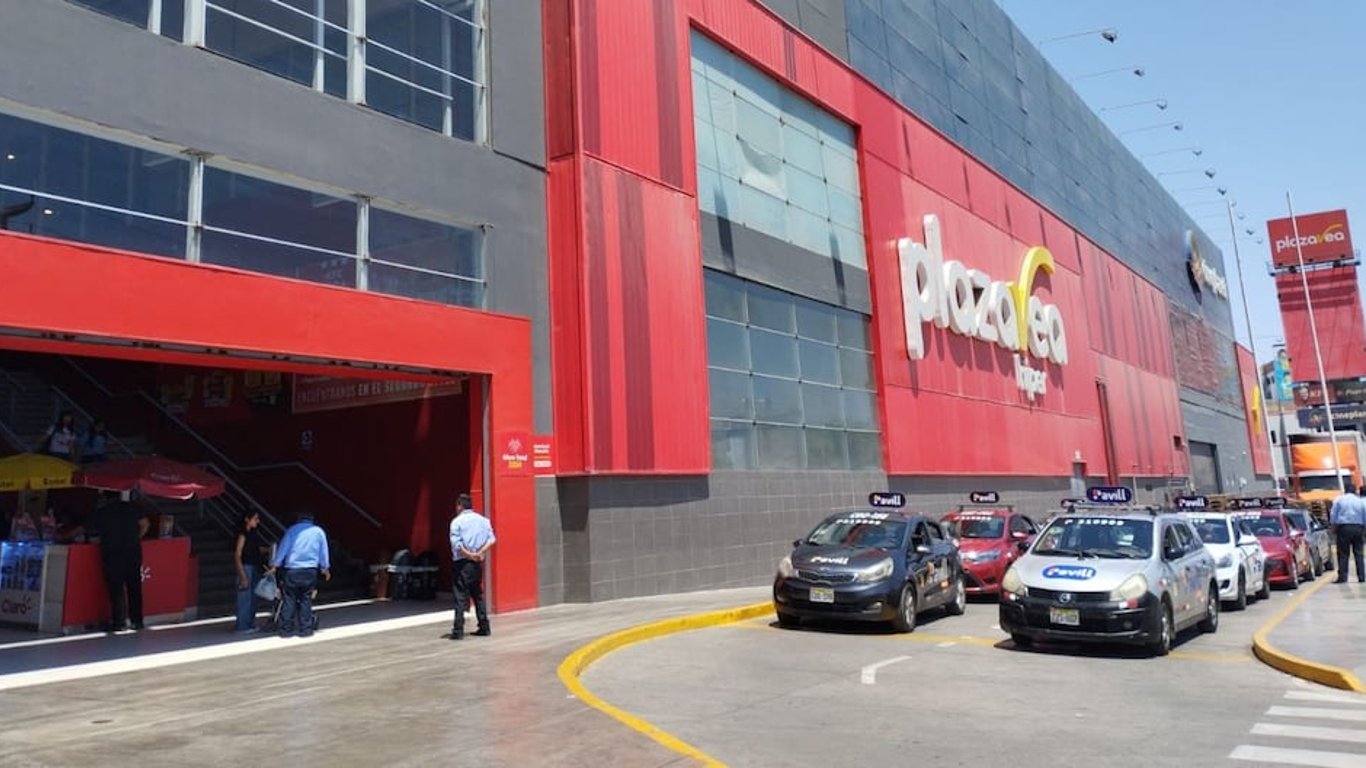 Clausuran temporalmente zona de juegos en Plaza Vea por graves deficiencias de seguridad