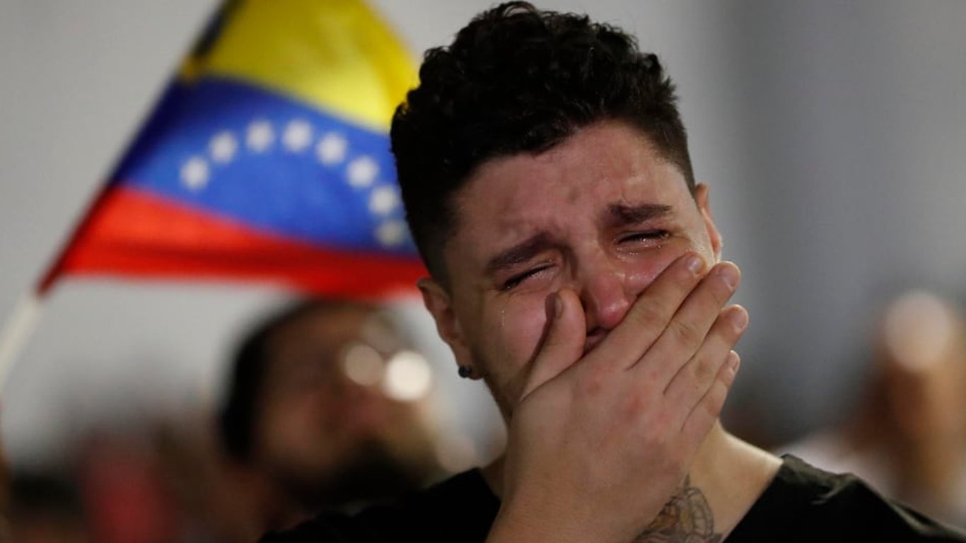 Caracas estalla en protestas tras los resultados de elecciones controvertidas