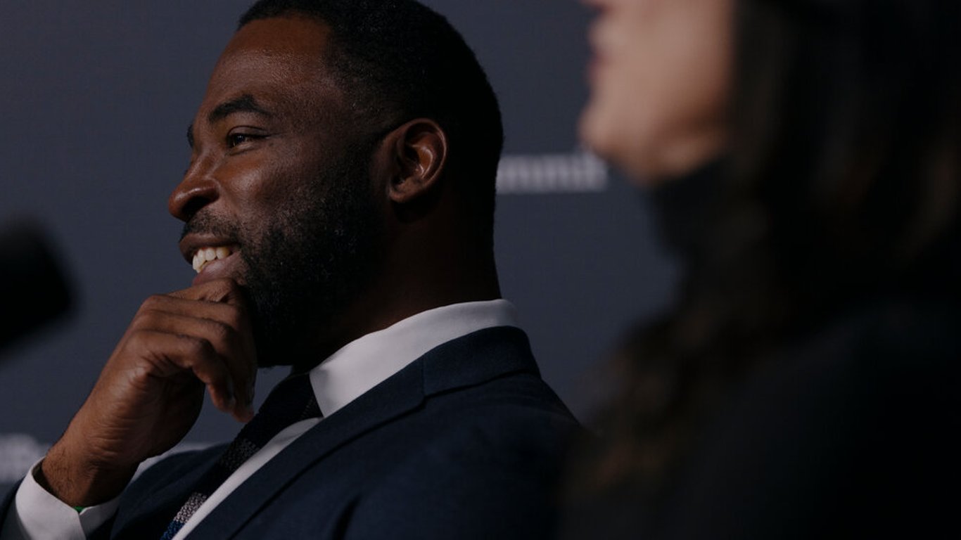 Atletas Debaten el Complejo Camino de la Estrellato Deportivo a la Construcción de una Marca Duradera