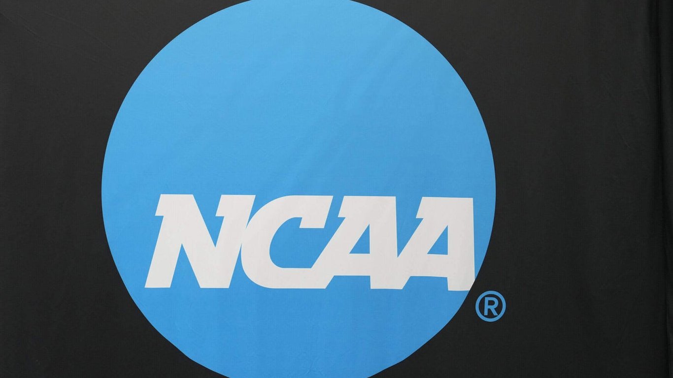 NCAA hace historia: La lucha femenina se añade oficialmente como deporte de campeonato en 2026.