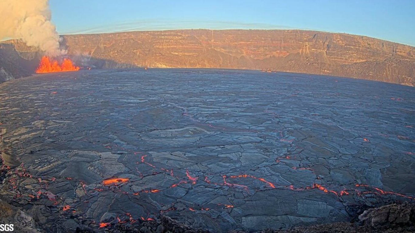 Kilauea Erupta Nuevamente: Flujos de Lava y Advertencias de Salud a Medida que el Volcán de Hawái Cobra Vida