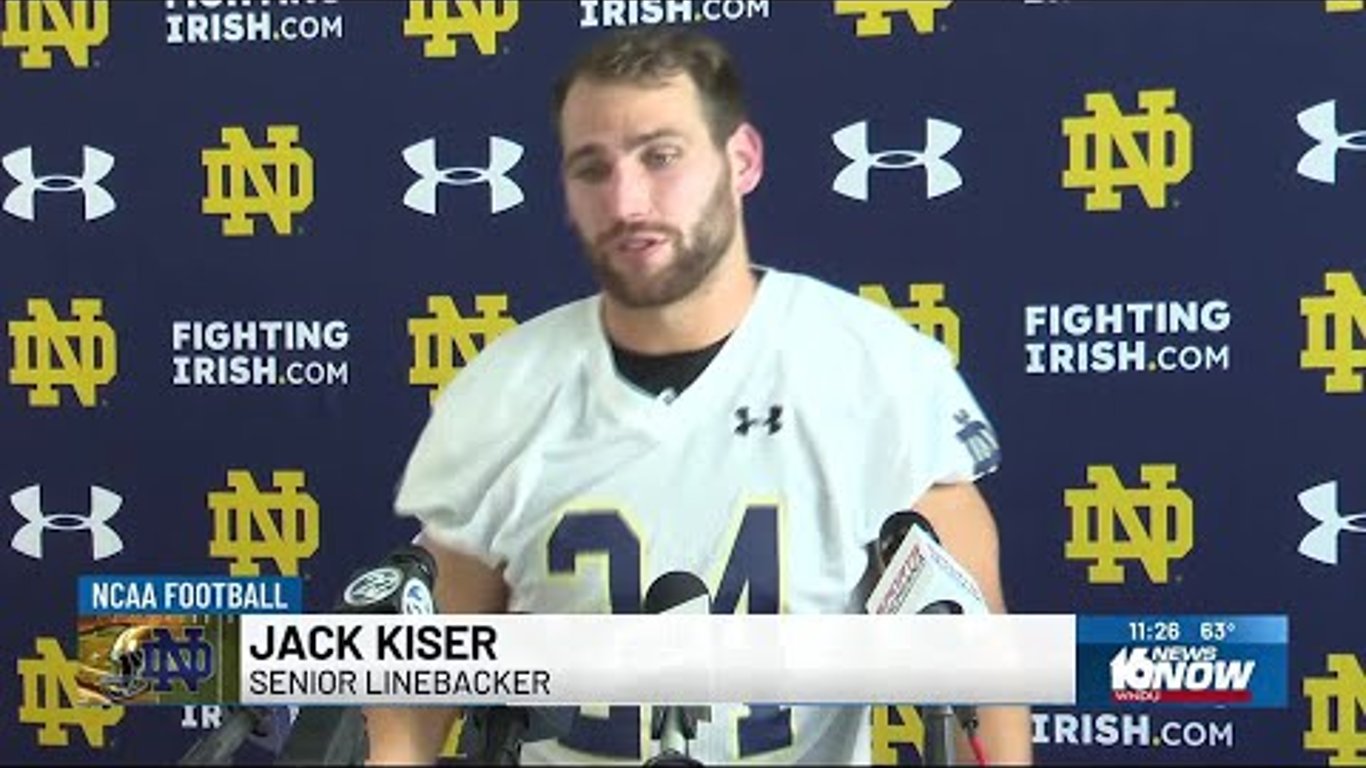 El fútbol de Notre Dame asegura su futuro con la extensión del contrato de seis años de Marcus Freeman.