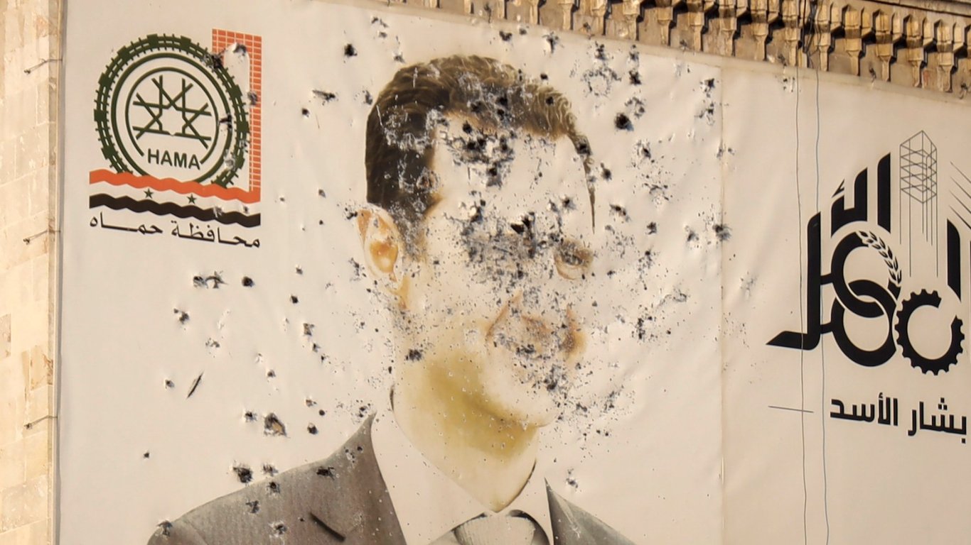 La Caída de Assad: Un Momento Pivotal para el Futuro de Siria en Medio de la Esperanza y la Incertidumbre.