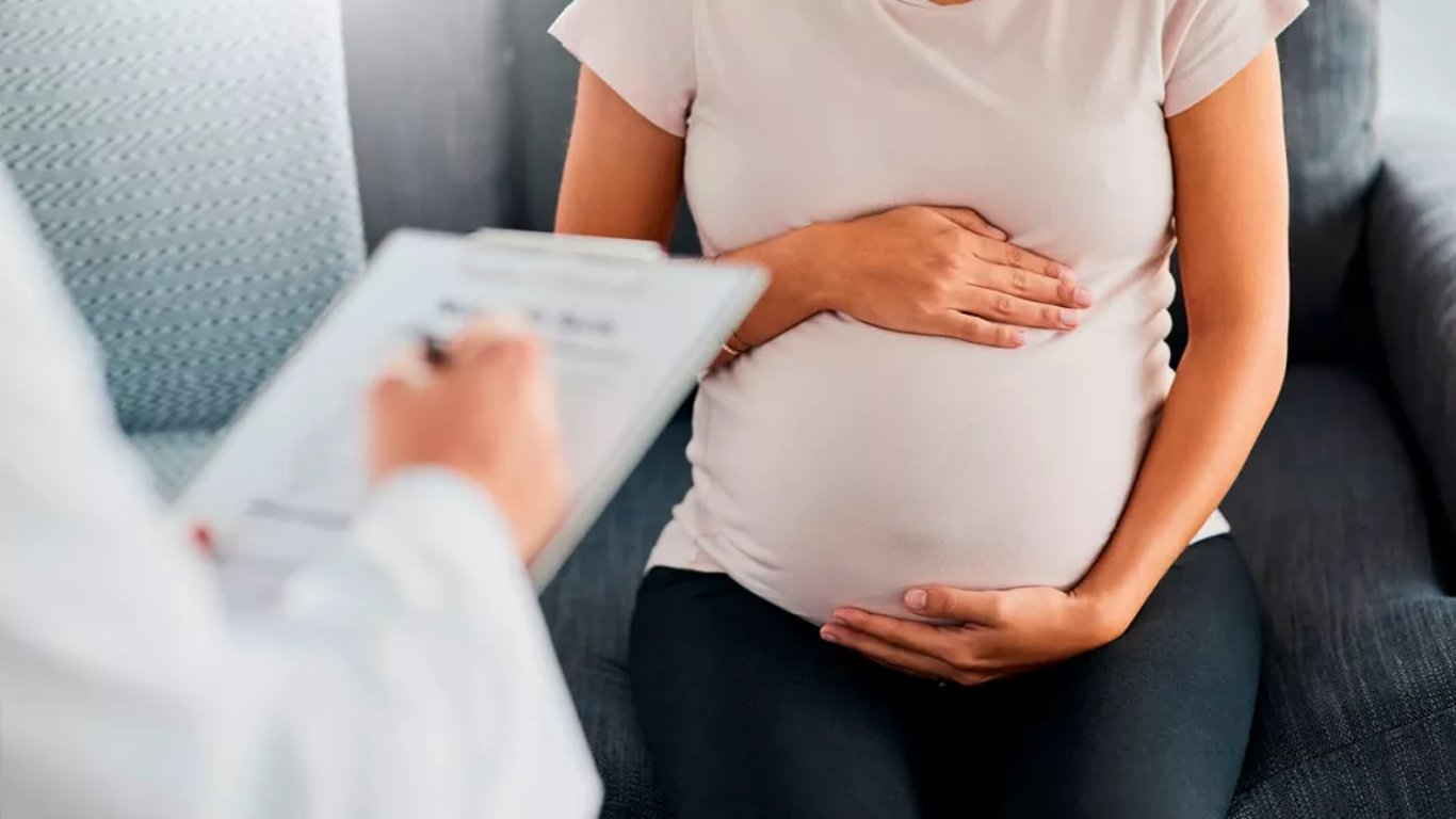 Ministerio de Salud refuerza la prevención de ITS en mujeres embarazadas