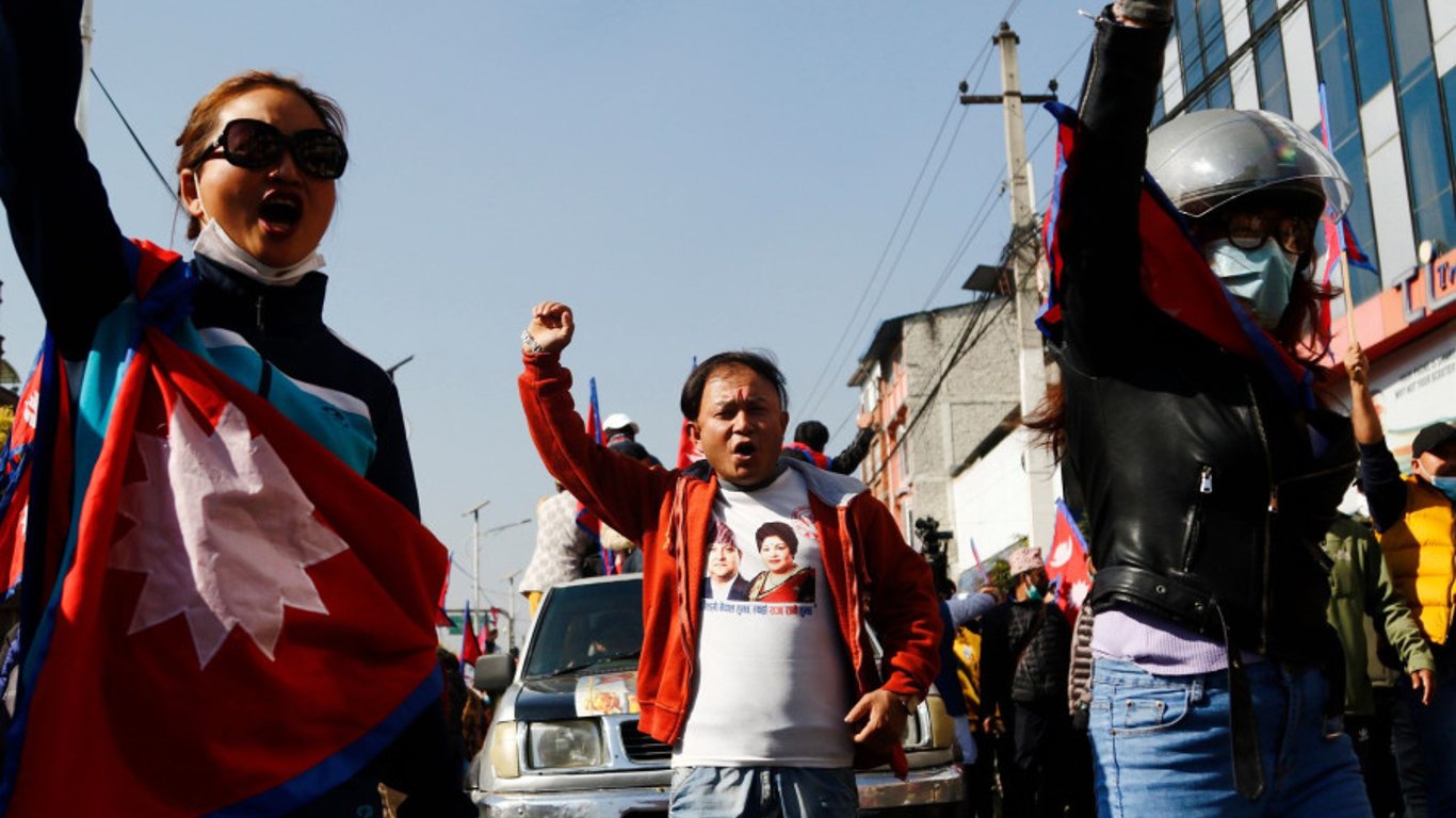 La manifestación pro-monarquía en Katmandú resalta la reverencia cultural, no el deseo político.
