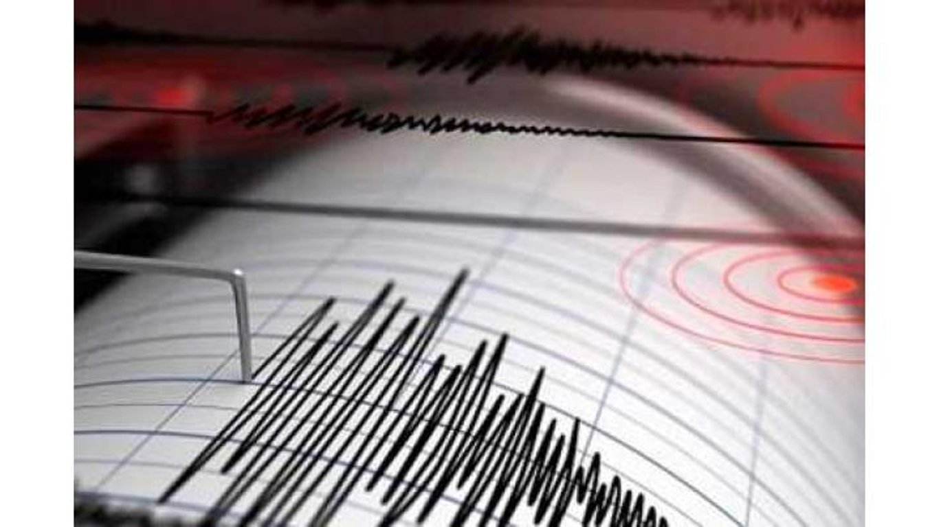 Vanuatu golpeado por un terremoto de magnitud 6.2 mientras las autoridades se mantienen alerta por daños.
