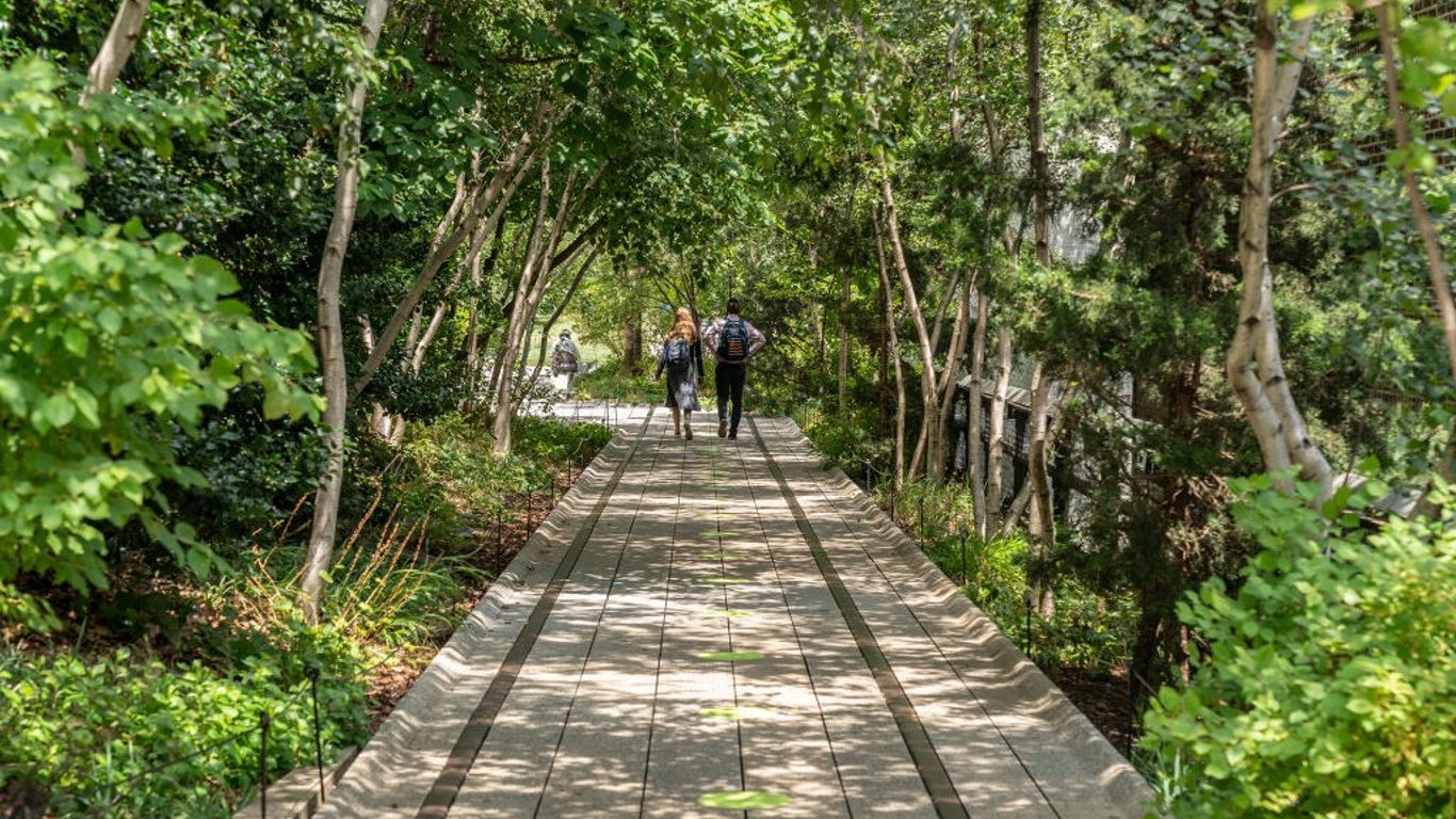 El Greenway Joe Louis de Detroit: Un Camino hacia la Revitalización y la Conexión Comunitaria