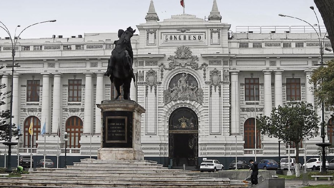 Propuesta de Jorge Coayla busca cambiar la Ley de Organizaciones Políticas