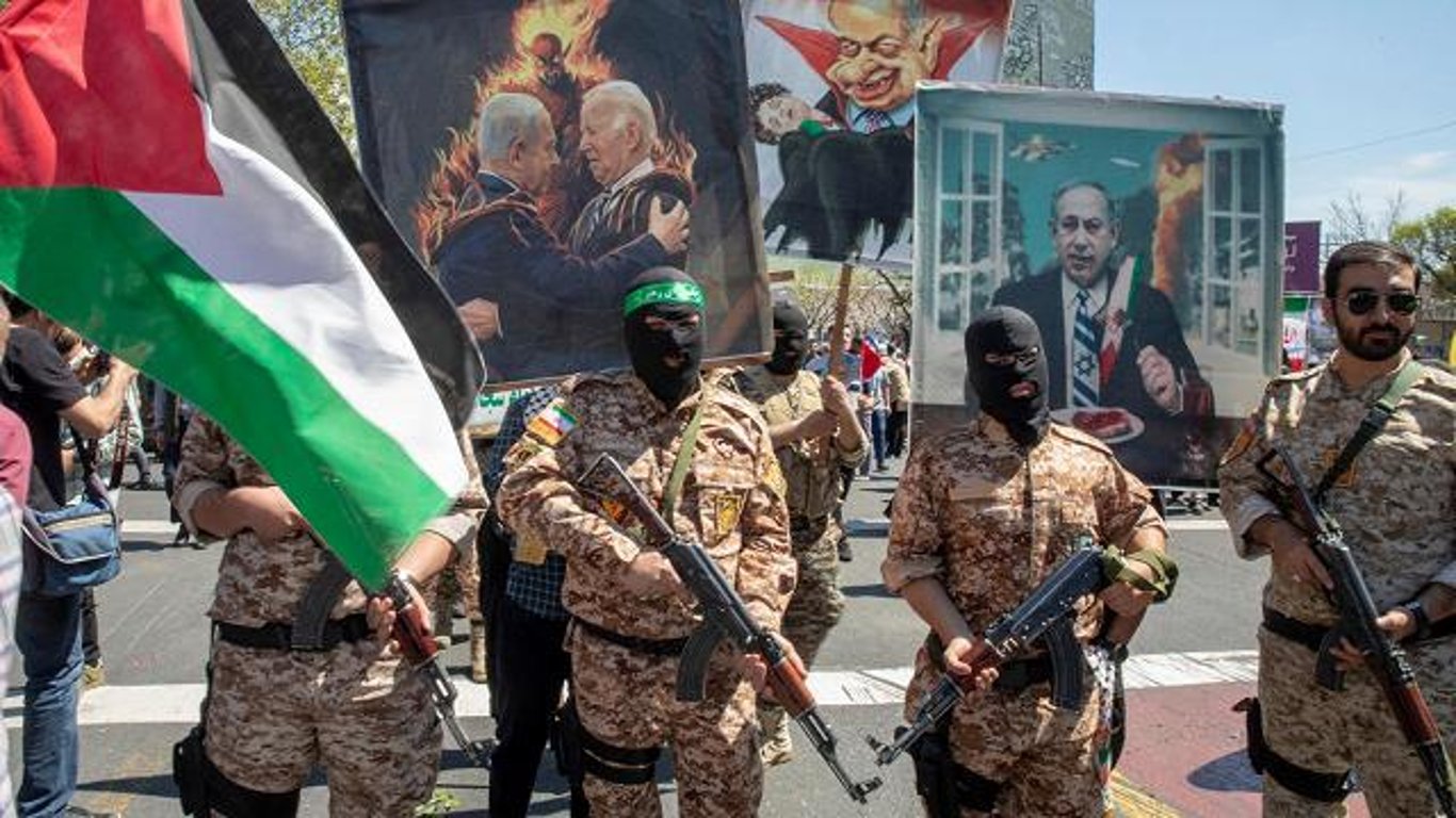 Iran Threatens Israel with "Obliterating War" over Lebanon; Tensions Rise