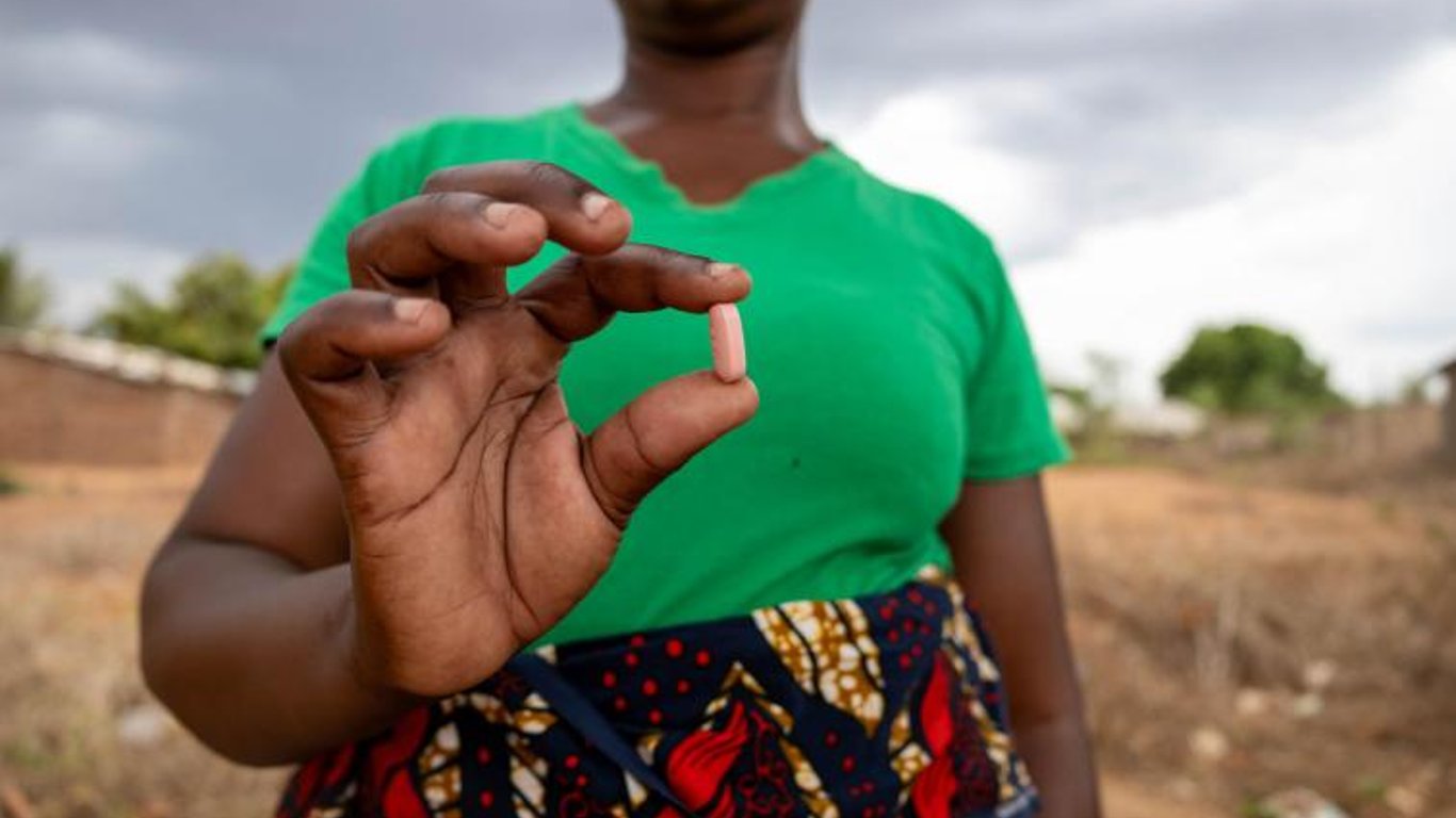 Congelación de financiación del PEPFAR amenaza la vida de millones con VIH