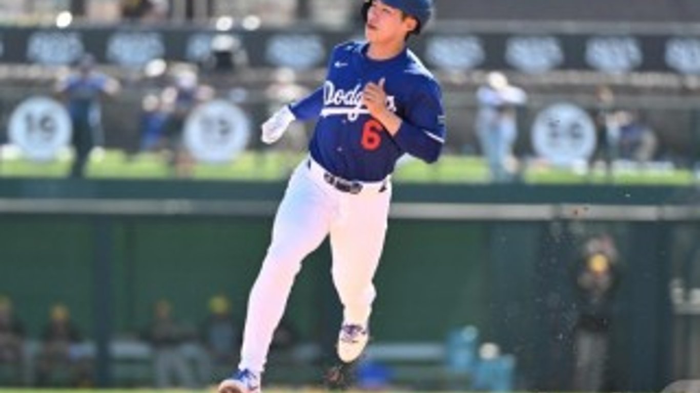Hyeseong Kim enfrenta el desafío con los Dodgers, con el objetivo de conquistar los obstáculos de las Grandes Ligas.
