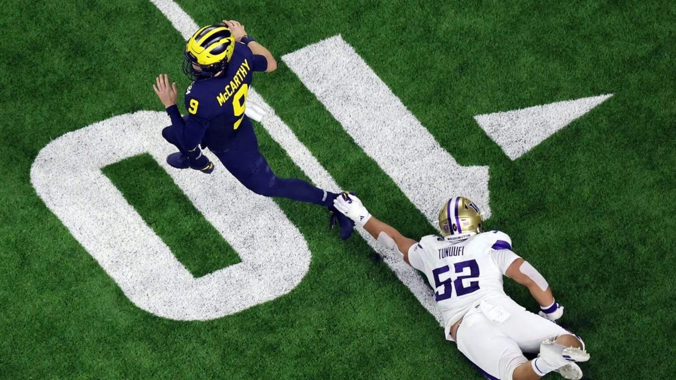 Los departamentos atléticos de la Big Ten enfrentan dificultades financieras en medio del aumento de ingresos y costos.