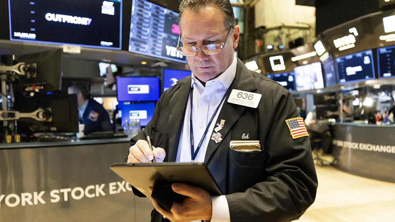 Nasdaq Composite supera los 20,000 puntos impulsado por optimismo económico y tecnológico