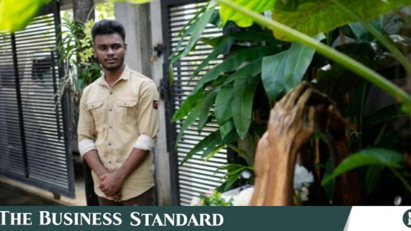 Resiliencia y Esperanza: El Remarkable Viaje del "Bebé 81" de Sri Lanka Después del Tsunami.