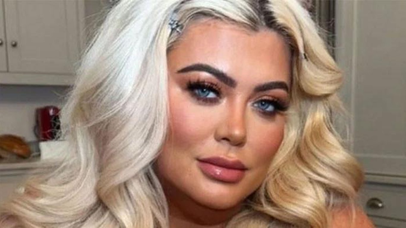 Gemma Collins brilla intensamente en su impresionante transformación y su inspirador viaje de pérdida de peso.
