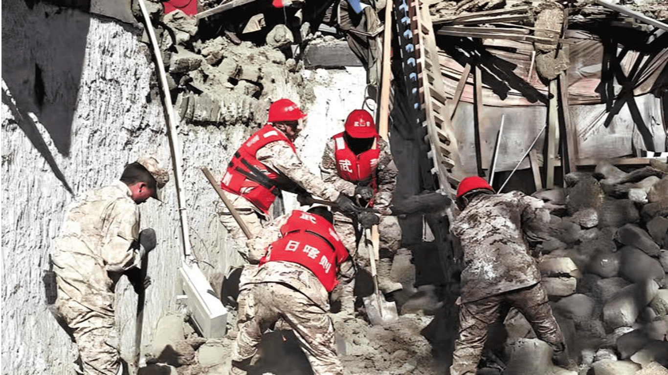 Un devastador terremoto de magnitud 6.8 golpea el condado de Dingri, causa muertes y desplaza a miles.