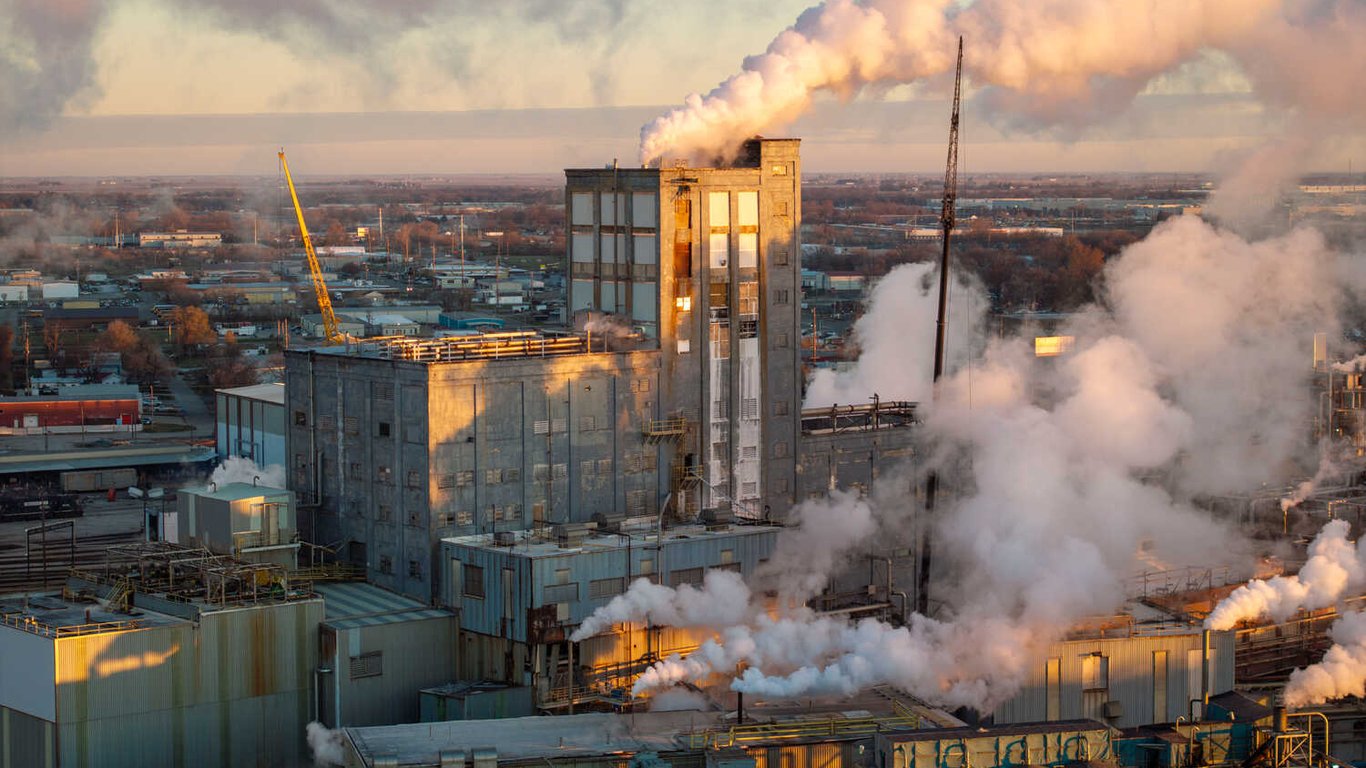 Los defensores de la salud chocan con los agricultores mientras la cruzada de Kennedy contra el jarabe de maíz desata un debate.