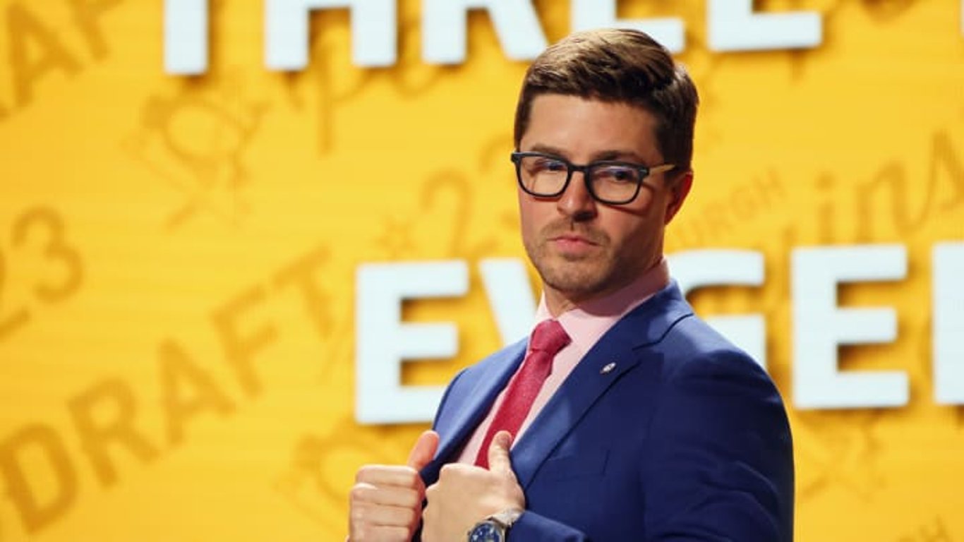 Pittsburgh Penguins en una encrucijada: equilibrando sueños de campeonato y una futura reconstrucción.