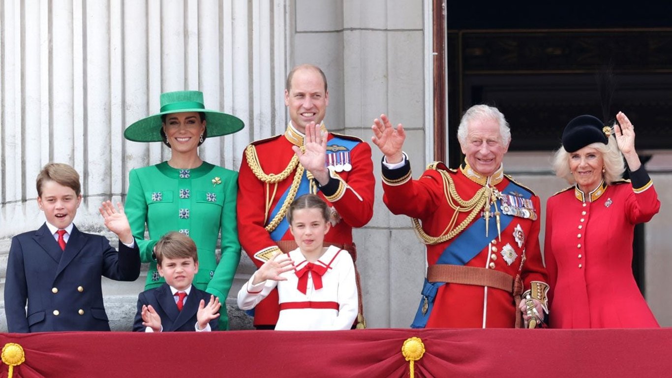 La familia real se prepara para un importante aumento salarial en medio de luchas económicas y debate público.
