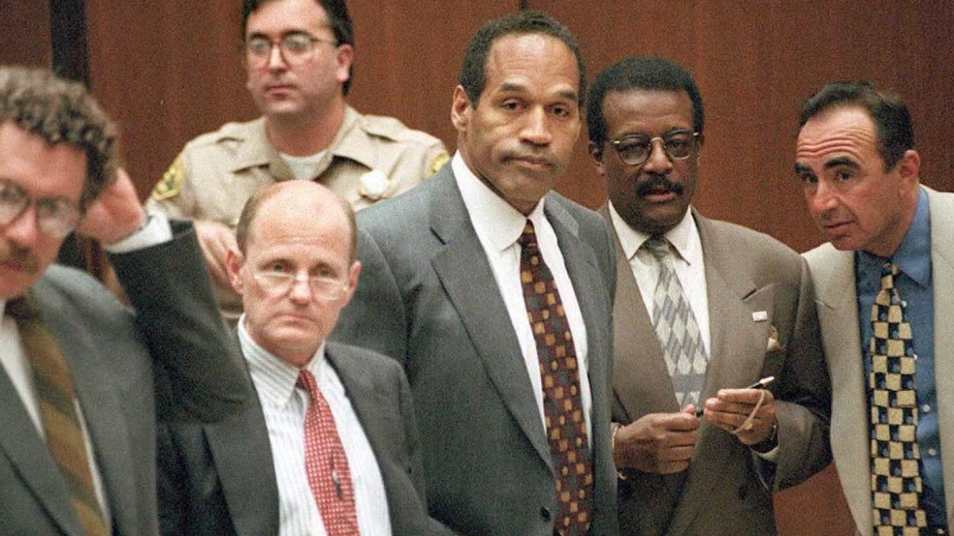Reavivando el interés: "Manhunt americana: OJ Simpson" y el legado de Carl Douglas