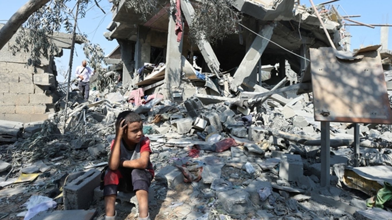 Fragile Ceasefire at Risk: New Challenges in Israel-Hamas Talks