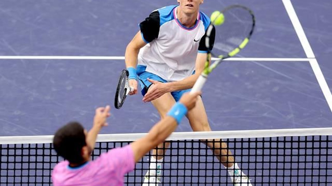 Las estrellas de la próxima generación encienden el debate sobre la igualdad, el estilo y la integridad en el tenis masculino.