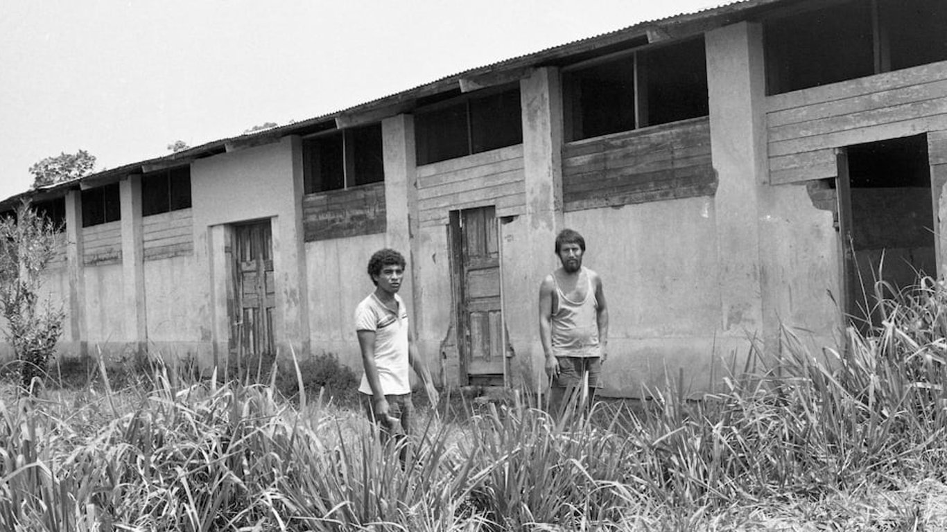 López Aliaga propone revivir modelo de cárceles en la selva ante crisis penal en Perú