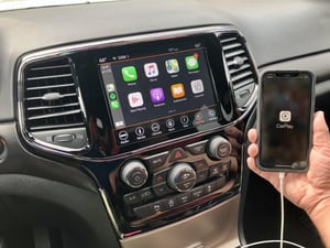 2016-2022 Jeep Grand Cherokee WK Uconnect 4C NAV with 8.4-Inch Display UAV Radio with Apple CarPlay / Android Auto