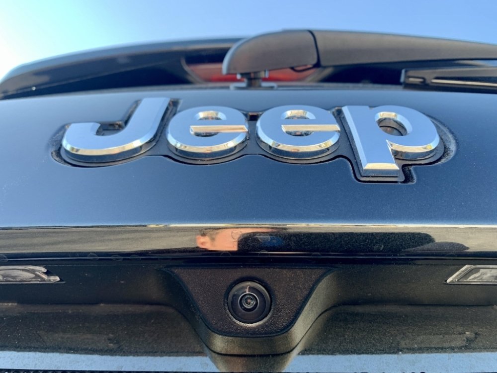 2015-2017 Jeep Grand Cherokee WK Mopar Factory Backup Rear Camera Kit