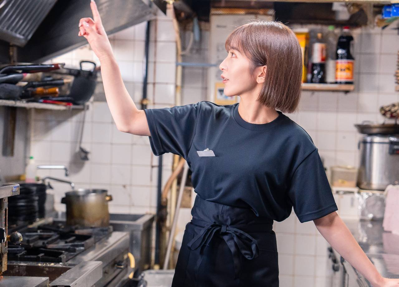 Chefe de cozinha com farda de verão