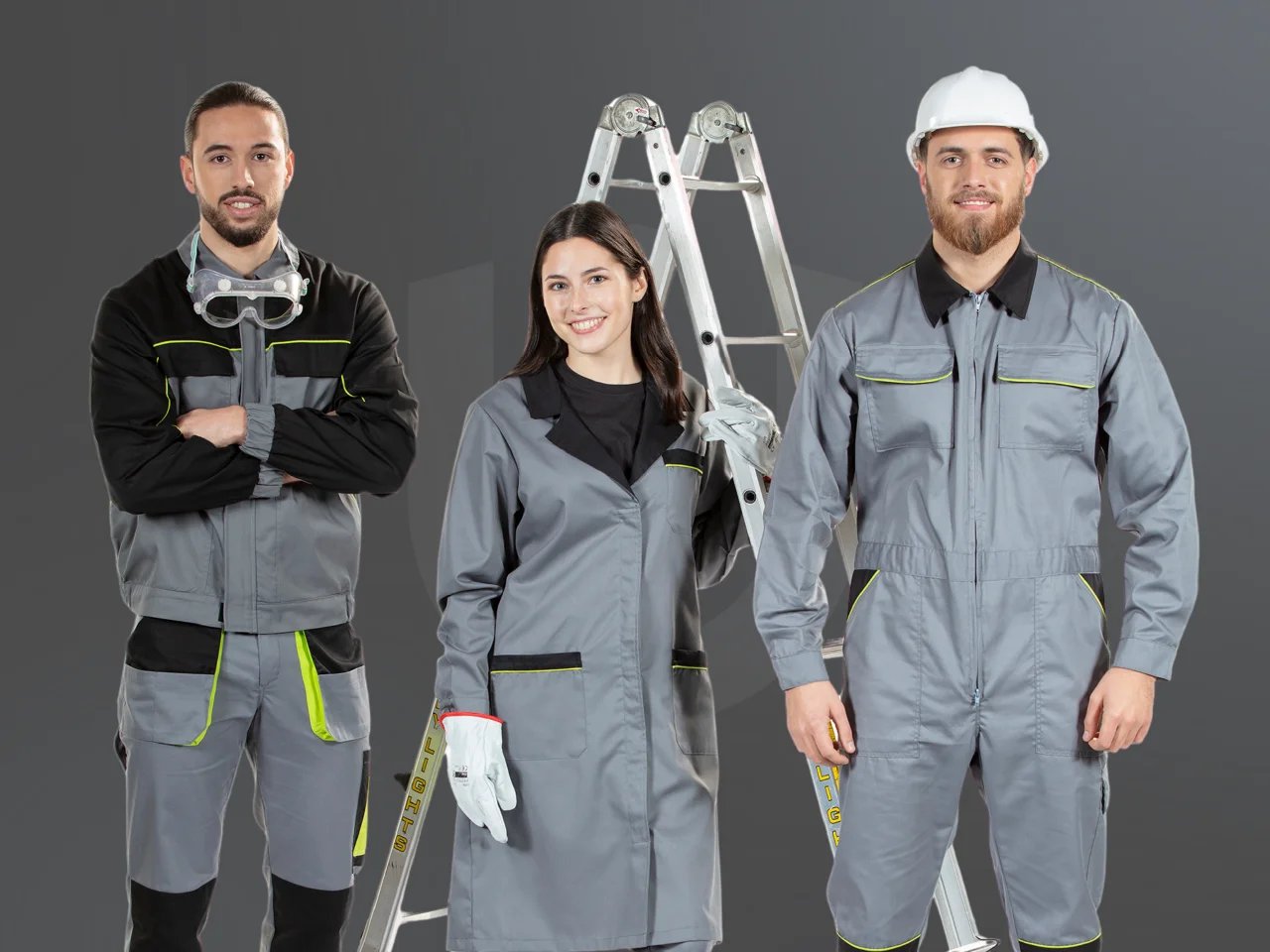 trabalhadores com fardas industriais