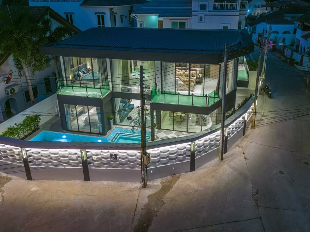 Mordern House