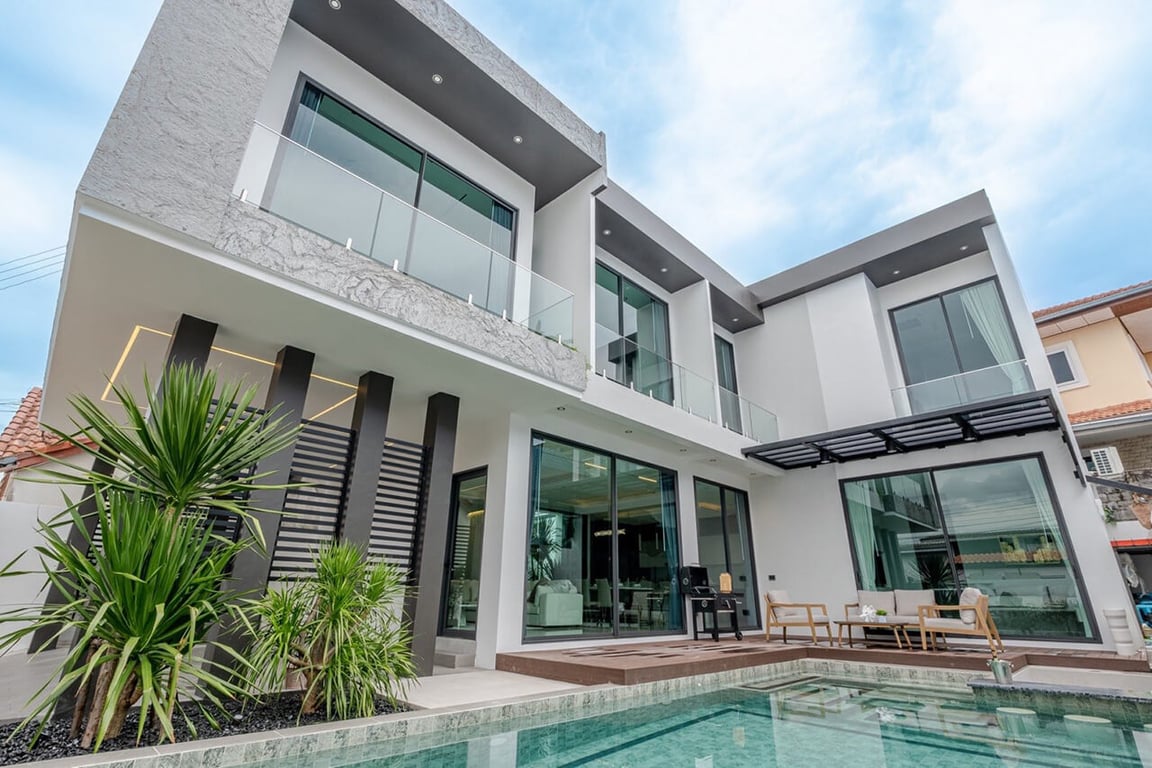 Pattaya Pool Villa