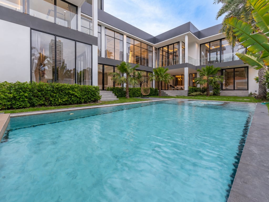 Phuket Pool Villa